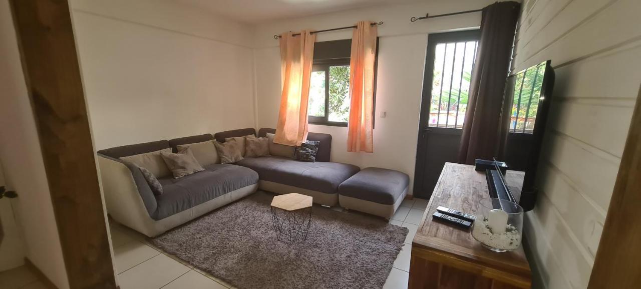Villa Mahavel Saint Pierre Exterior photo